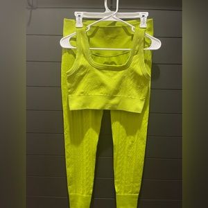 Joylab Cable Knit Set